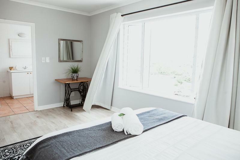 One On Gray Apartment Knysna Kültér fotó